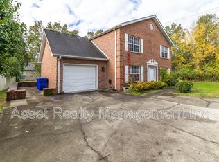 203 Sweet Gum Ln, Oak Ridge, TN 37830