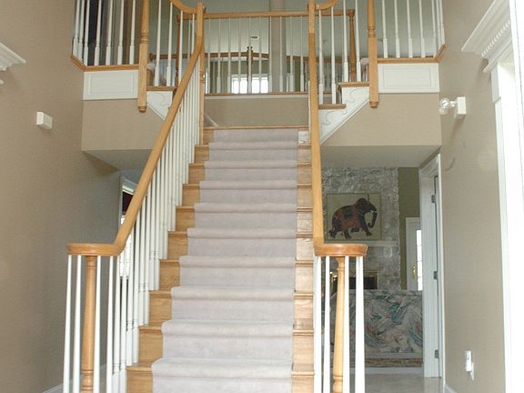 2-Story Marble Foyer, T-Staircase