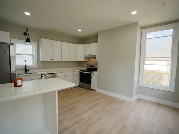 114 Ash St, Ludlow, KY 41016