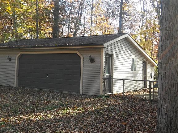 3rd image of 305 Dortmund Dr