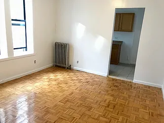 Rented by Living New York