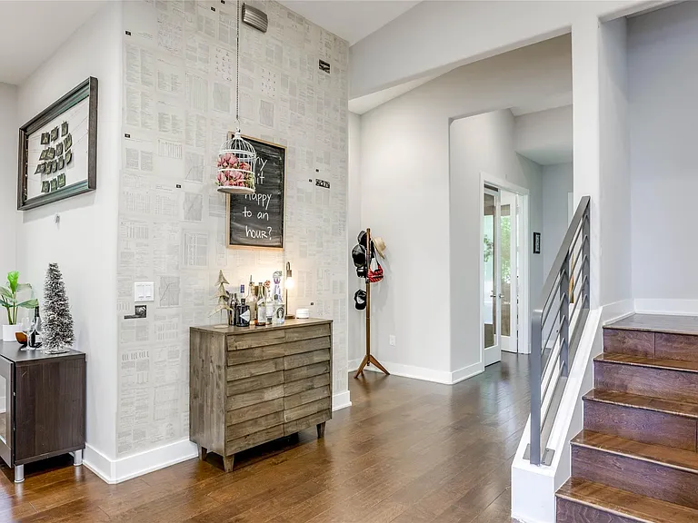 2113 Glendale Pl — Photo 16