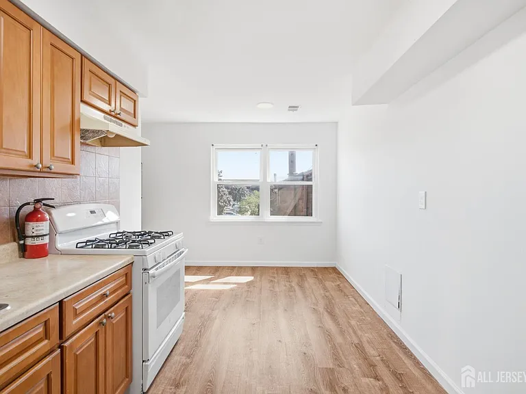1719 Raspberry Ct — Photo 18