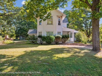 896 Waverly Rd, Dimondale, MI, 48821