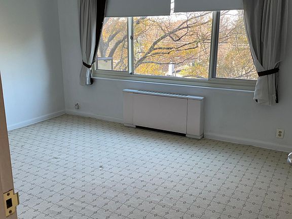 3rd image of 4201 Cathedral Ave NW #712