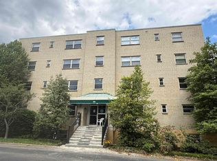 620 11th Ave APT 3A, Huntington, WV 25701