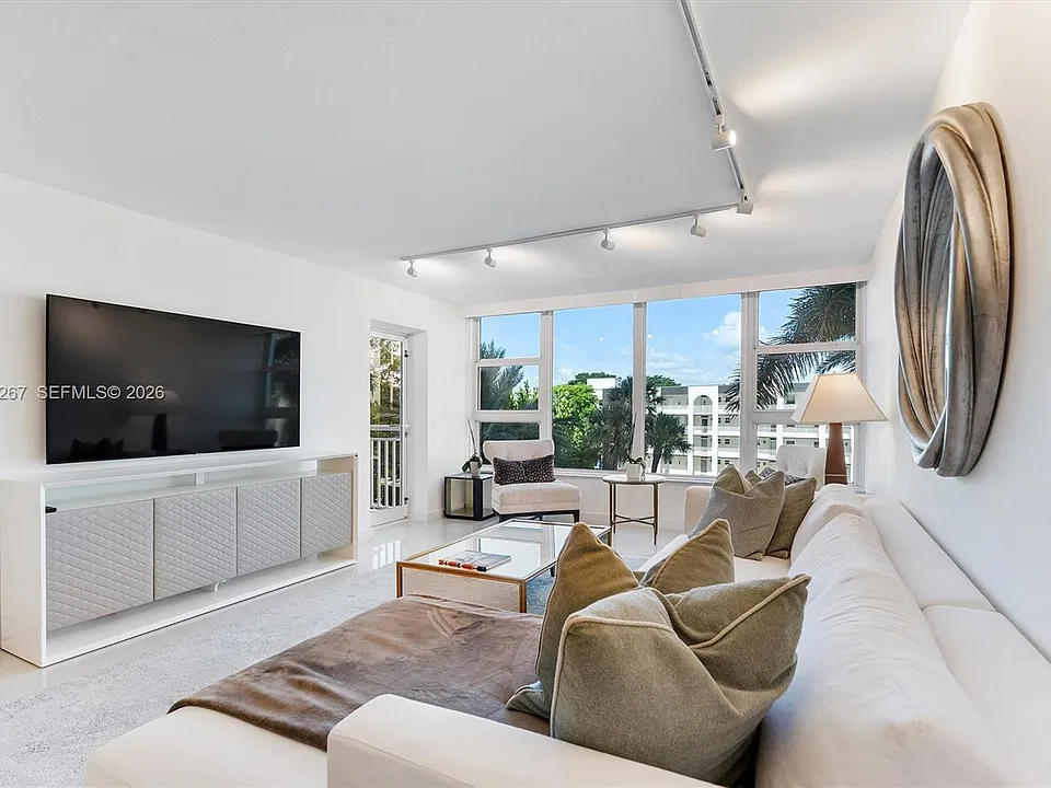 1620 S Ocean Blvd #3J