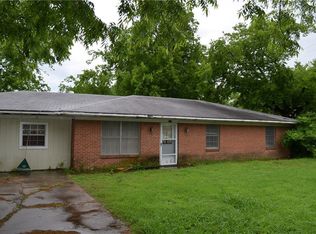 751 W Terrell Ave, Cooper, TX 75432