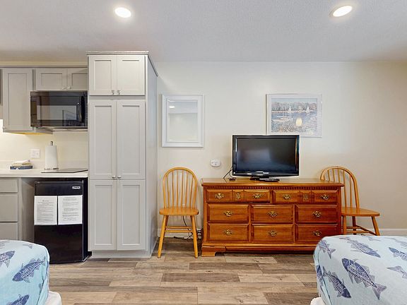 5th image of 76 Post Road #8M