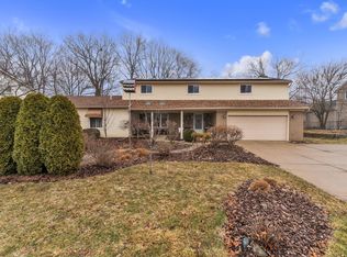 630 Archwood Dr, Ann Arbor, MI 48103