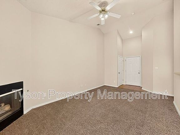 3rd image of 4209 Ridgeway Ct SE APT C