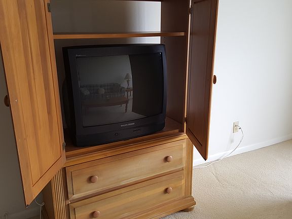 3rd image of 1621 Gulf Blvd APT 504