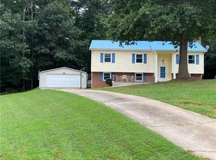 1166 Crescent Ct, Winston Salem, NC 27127