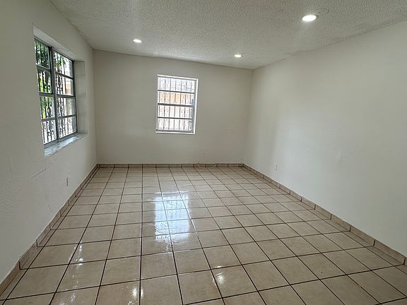 2nd image of 550 E 23rd St #1