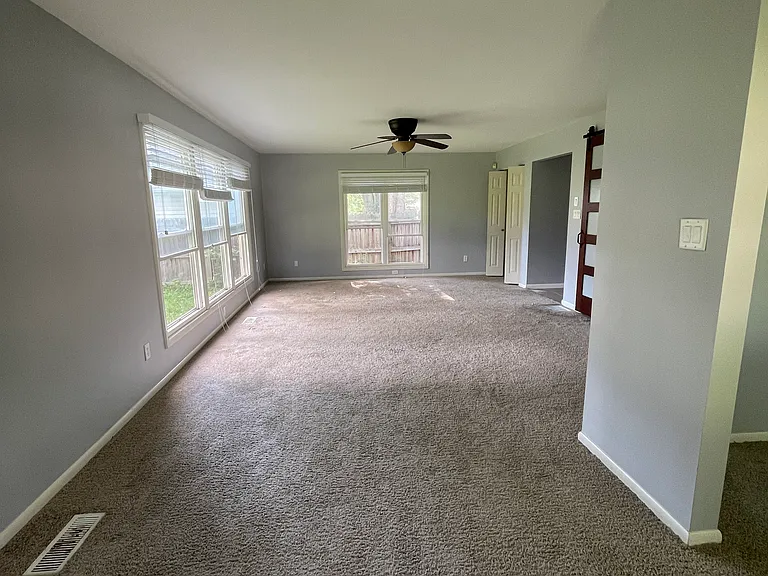 1036 Northlawn Dr — Photo 14