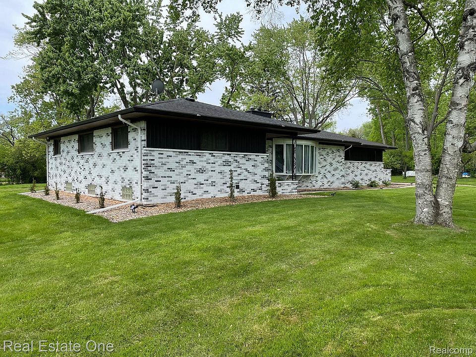 1st image of 28349 Shadylane Dr