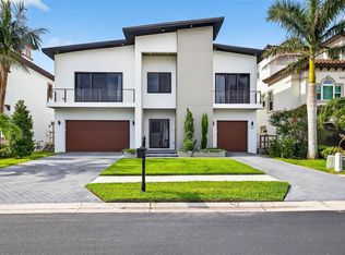 131 Forest Hills Dr, Redington Shores, FL 33708