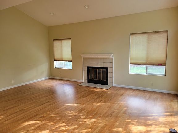 3rd image of 6345 Potrero Dr