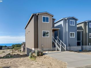 130 Reeder St, Tillamook, OR 97141