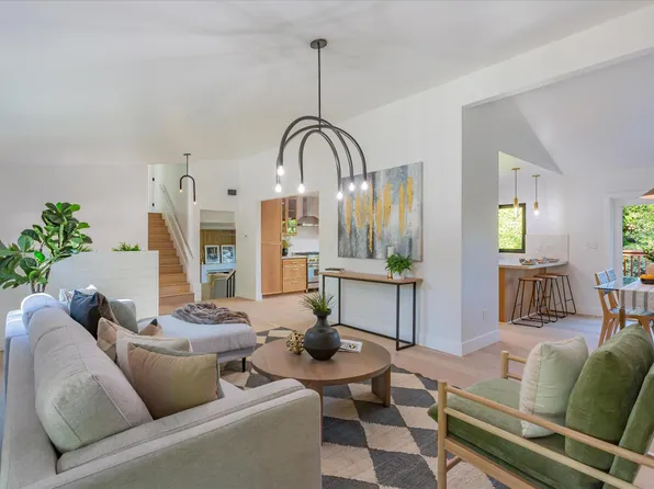 690 Hudson Ct, Sonoma, CA 95476