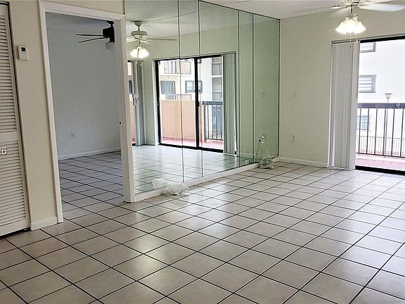 3rd image of 995 SW 84th Ave APT 218
