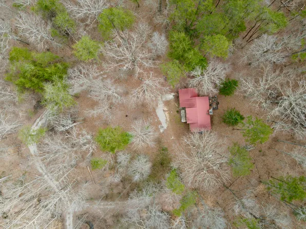 510 John Richardson Rd, Beersheba Springs, TN 37305