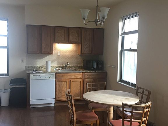5th image of 2356 S 10th St #A