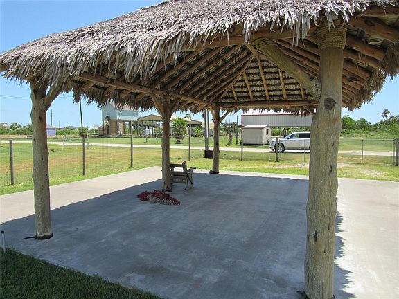 3rd image of 135 Ocean Sand Dr