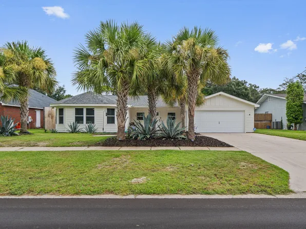 805 N Lakeside Dr, Destin, FL 32541