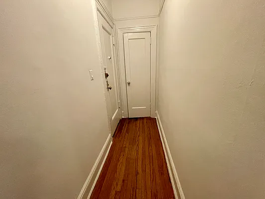 Rented by MQ Realty LLC | media 10