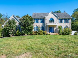 29 N Disbrow Hill Rd, Monroe Township, NJ 08831
