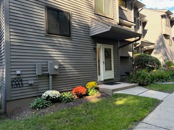 272 Conestoga Way #272, Glastonbury, CT 06033