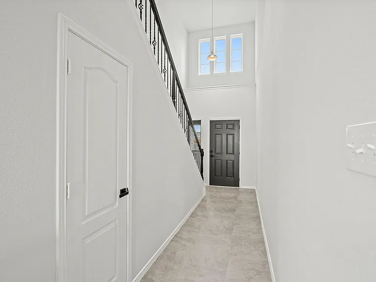 21215 Catalina Palm Dr — Photo 4