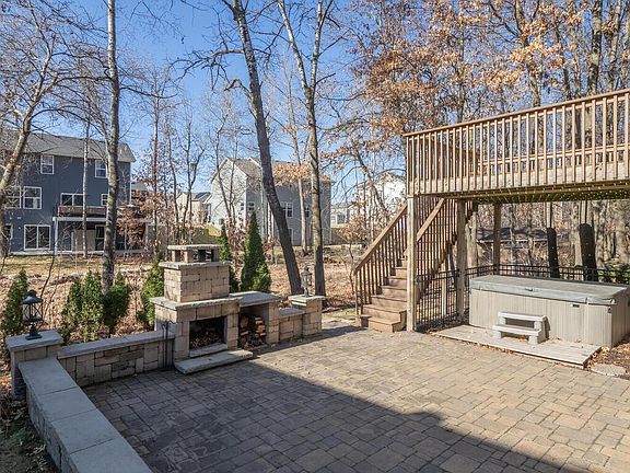 4th image of 16074 Rhinestone St NW