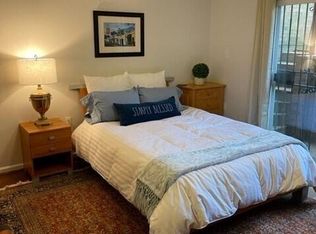 821 6th St SW #1, Washington, DC 20024