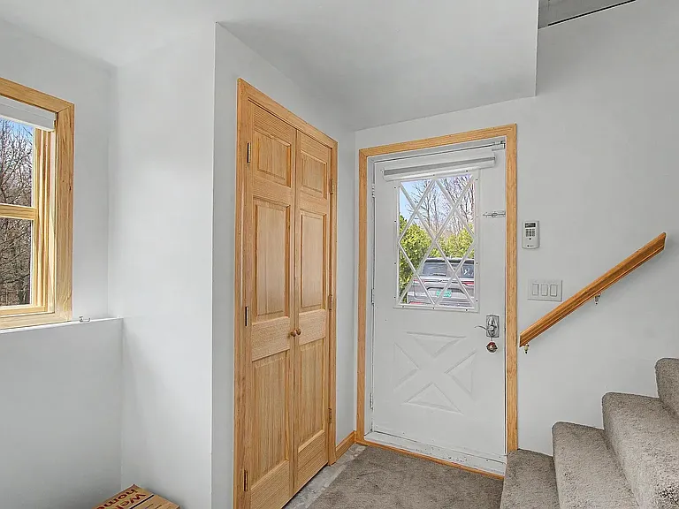 541 Sand Rd #B — Photo 9