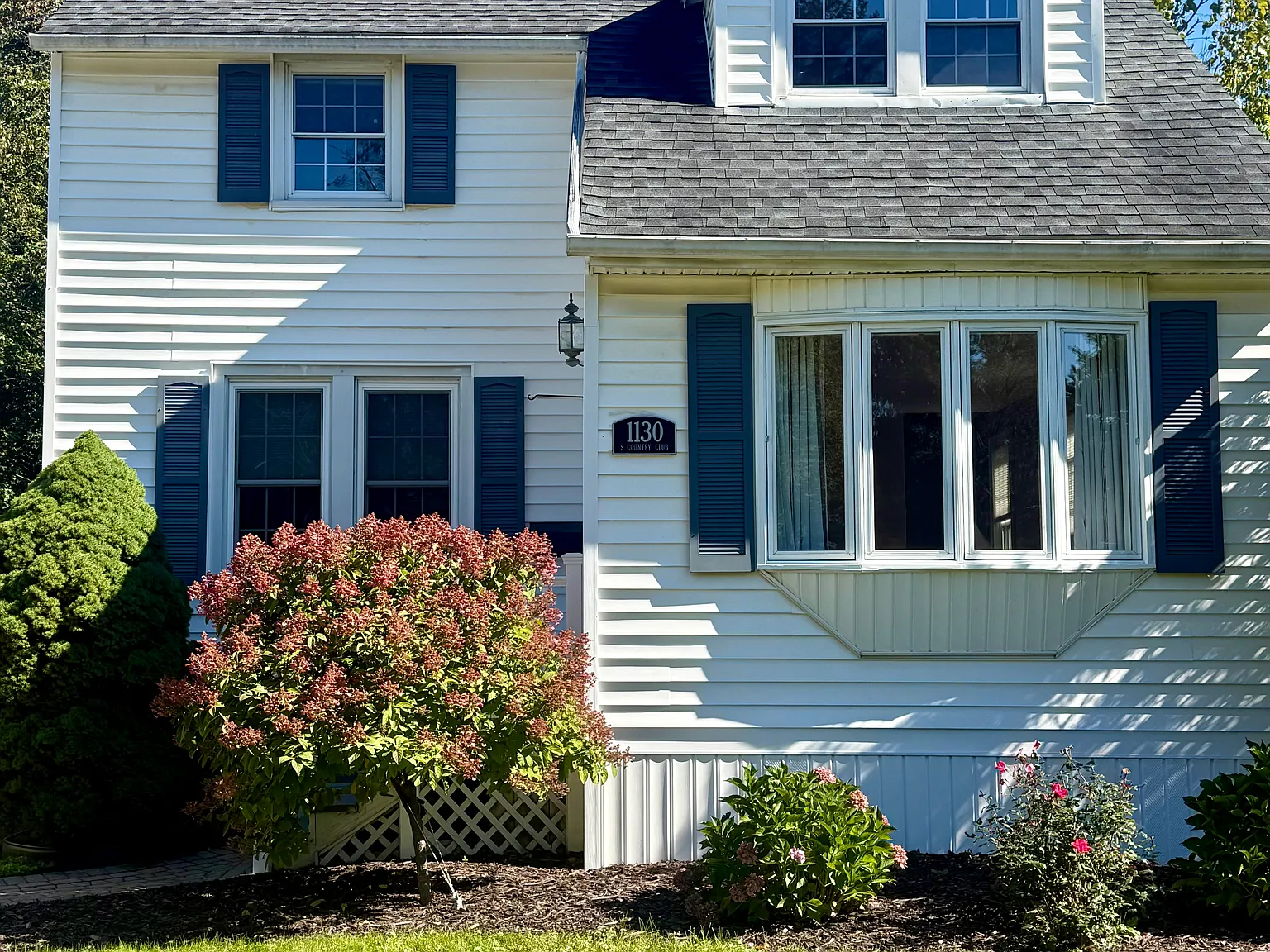 3 bed, 2.5 bath, 1812 sqft, $3,000 — Photo 1