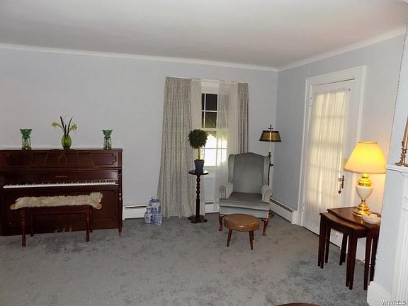 5th image of 127 Deerhurst Park Blvd