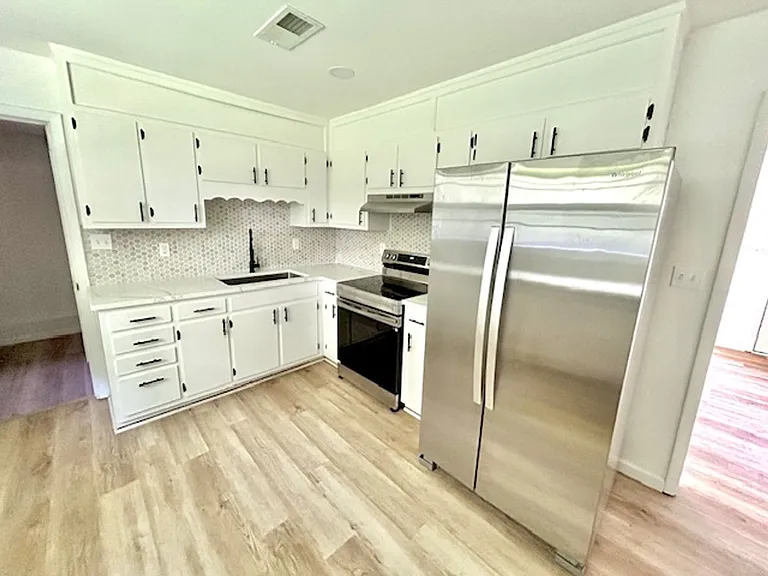 3215 Delia Ln NW — Photo 4