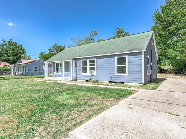 2620 3rd Ave N, Texas City, TX 77590