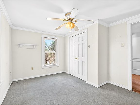 24th image of 335 Taylor Ave