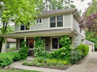 715 Cherry Ave, Lake Forest, IL 60045