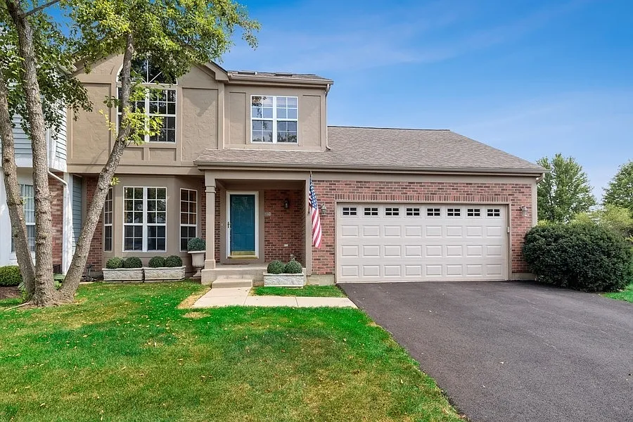 6074 Golfview Dr photo 1