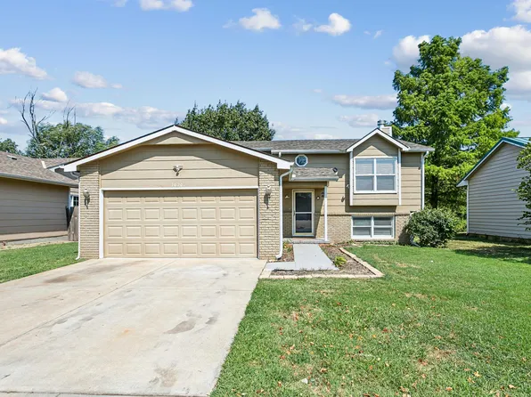 10702 E Bluestem St, Wichita, KS 67207