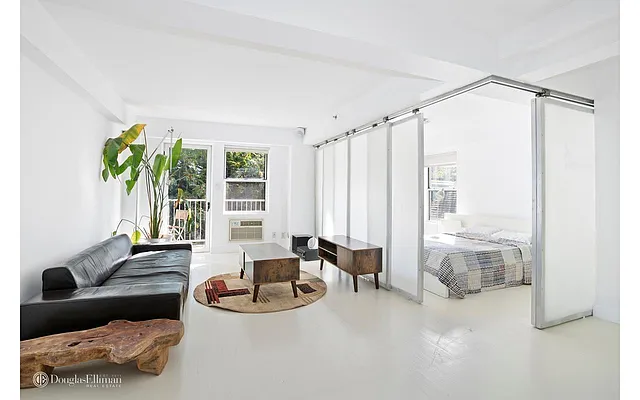 Rented by Compass | media 3