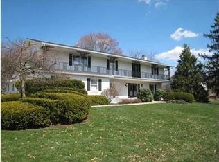 1111 Circle On The Grn, Columbus, OH 43235