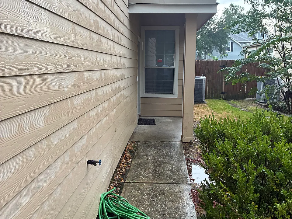 14403 Mooreview Ln