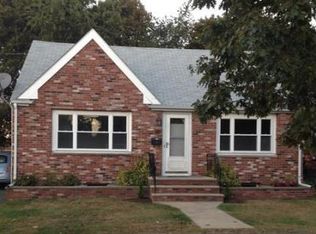 40 Ballard St, Saugus, MA 01906