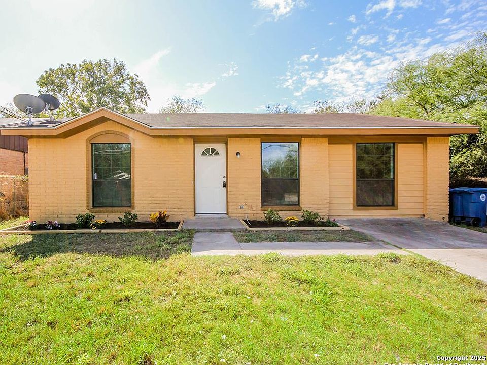 1st image of 111 Mesquite