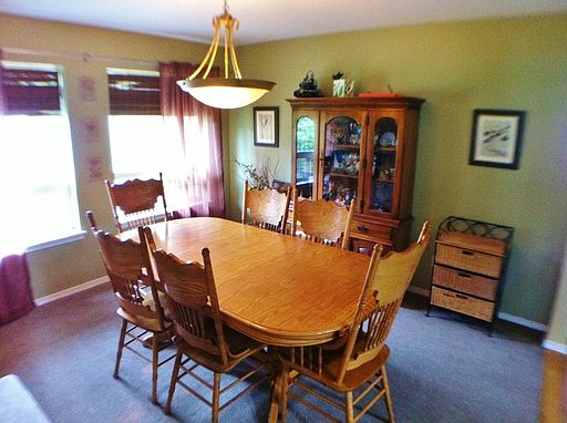 3rd image of 7236 Fern Vista Pl SW